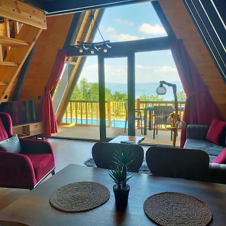 Bungalow With Private Pool And Backyard In Chalet *